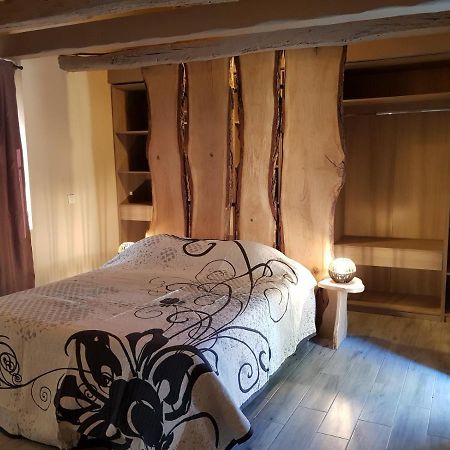 Chambres D'Hotes L'Oustralac La Chapelle-Aubareil Ngoại thất bức ảnh